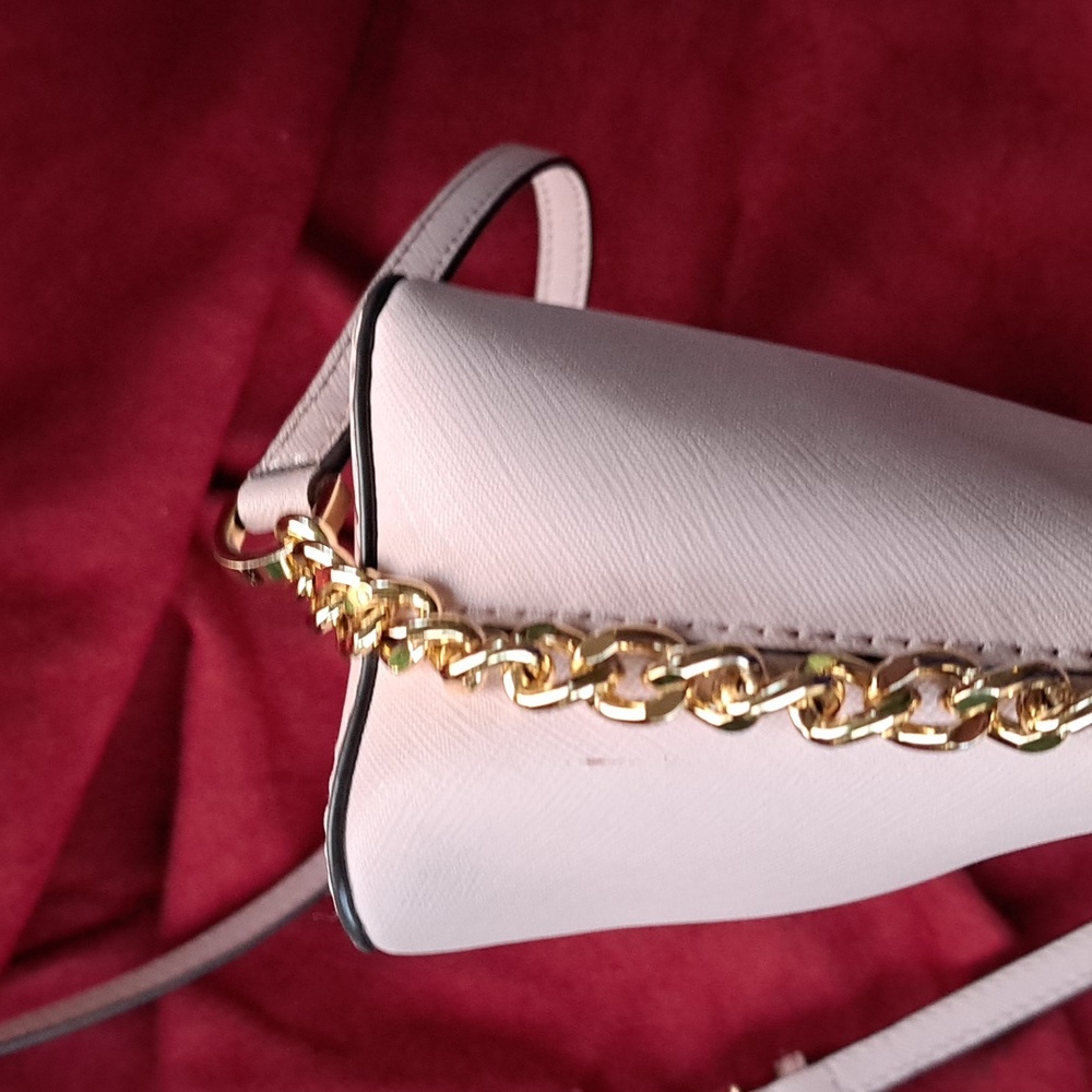 🎁 SOLD NEW Michael Kors Pink Dome Design Leather Crossbody Excellent Cond. - Picture 10 of 11